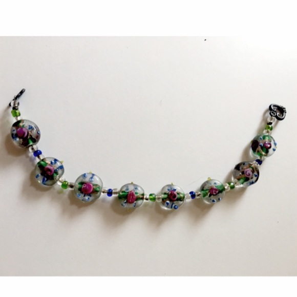 Colorful Beaded Bracelet - Picture 3 of 4